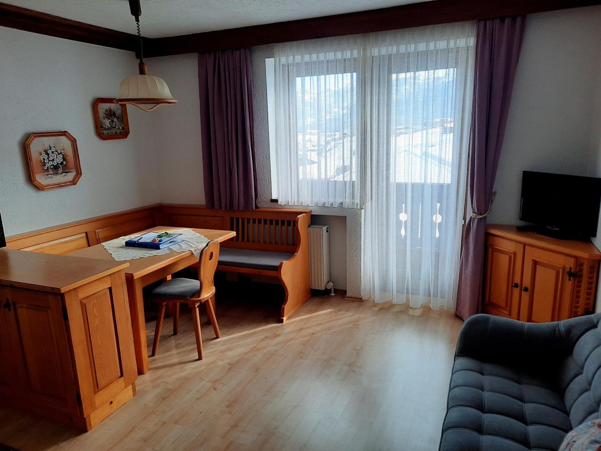 Haus Renate Appartement Lermoos Buitenkant foto